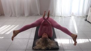 Splits and Legs Workout— Yoga Flow, Full Body Stretch