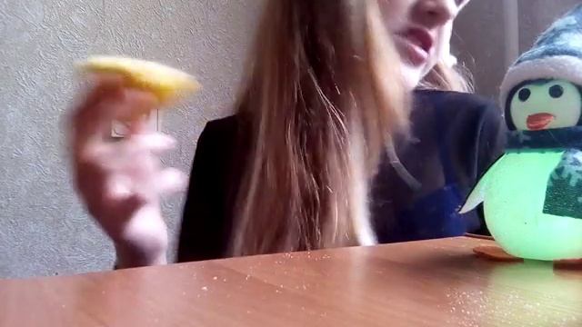 Ем лимон с СОЛЬЮ смотреть онлайн