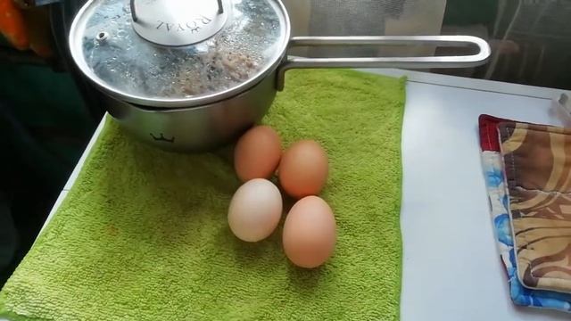 Продолжаю закатывать компоты/ На ужин ленивые пирожки / Городские Поселковые 🏡 серия 137 смотреть онлайн