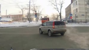 Обламываем хамло на встречке. Часть 1.2