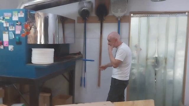 Итальянская пицца в Нарткале. Даниэль ПРОЕТТИ и Залина КАРДАНОВА / Пиццерия 