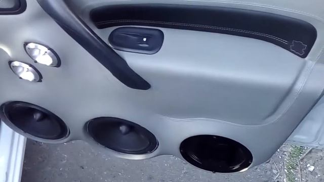 взяли 4 место и это толь начало. надавили 146,8db 24 Апреля 2016 День Угла Автозвук смотреть онлайн