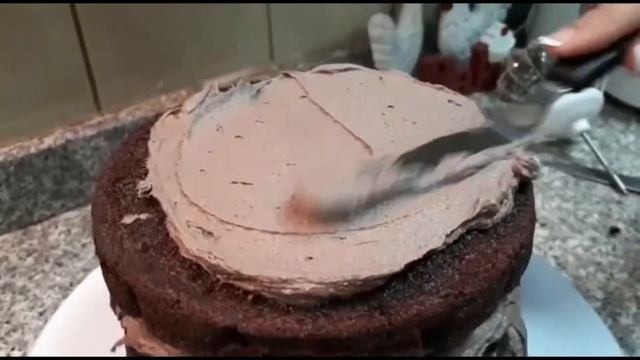 Chocolate Cake icing || Layering || Chocolate Drip || Samar’s Stove смотреть онлайн
