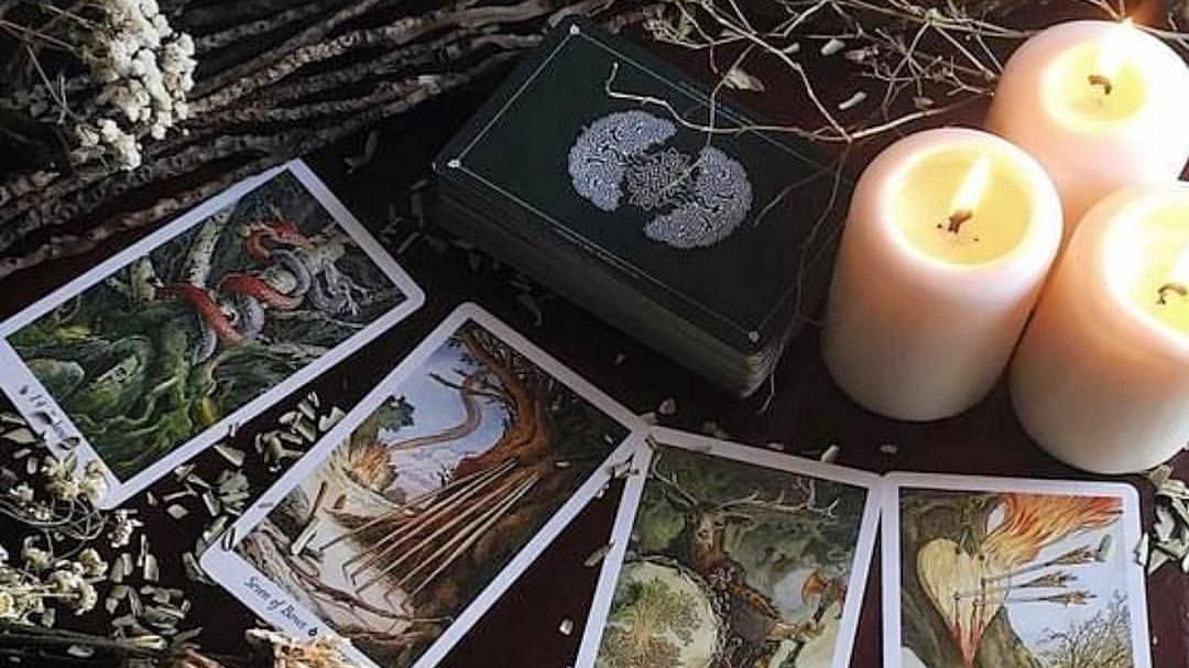 ПОМИРИТЕСЬ ЛИ ВЫ С ЗАГАДАННЫМ ЧЕЛОВЕКОМ? ДА, НО... БУДЬ ОСТОРОЖНА! смотреть онлайн