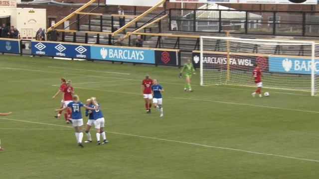 ДВЕ ЧЕМПИОНКИ МИРА - ХЛОЯ КЕЛЛИ И "ЭВЕРТОН" - ВСЕ ЕЩЕ НЕПОБЕДИМЫ В WSL