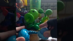 обзор фигурок РАСТЕНИЯ ПРОТИВ ЗОМБИ🥬🧟♂️ за 10 минут