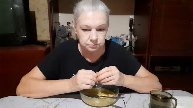 Мукбанг покушаем