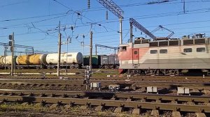 ЧС4Т следует резервом