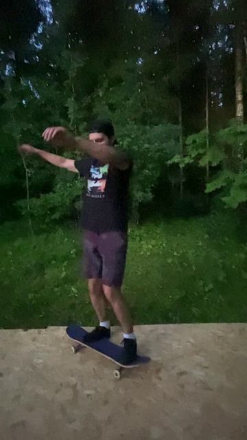 кикфлип в разной обуви смотреть онлайн