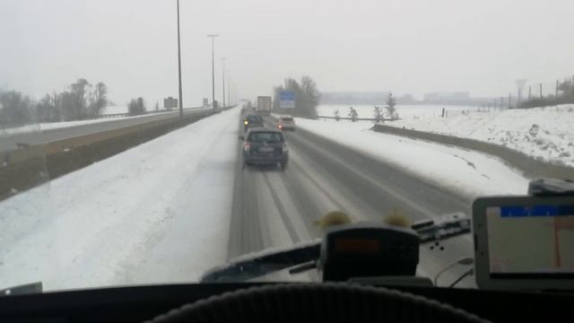 2 сантиметра сняг смотреть онлайн