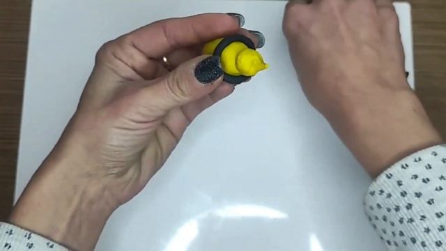 Ліплення "Бджілка" смотреть онлайн