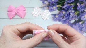 Нежно-розовые бантики из репсовых лент и органзы / DIY / МК канзаши