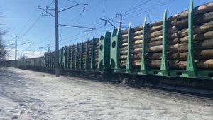 ВЛ10У-332 с грузовым