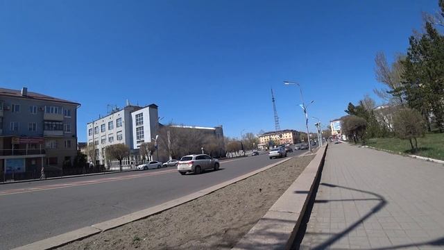 Караганда | проспект Бухар-Жырау между областным акиматом и ДК на первое мая 2021 года