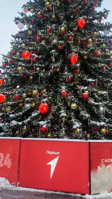 Москва новогодняя. Триумфальная площадь