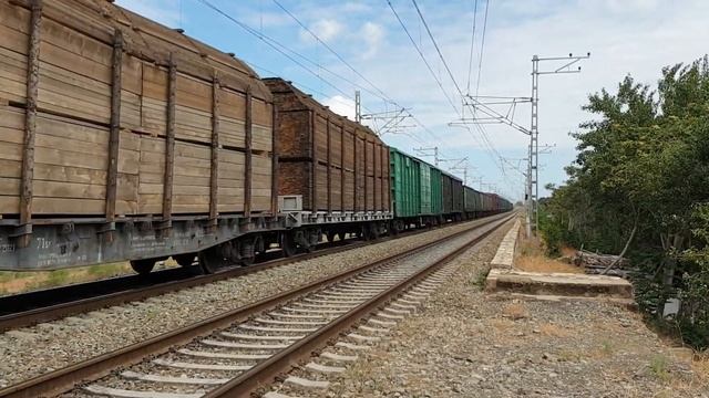 Электровоз ВЛ10-1215 смотреть онлайн