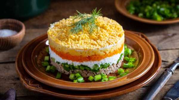 Салат мимоза-простой рецепт вкусного салата смотреть онлайн