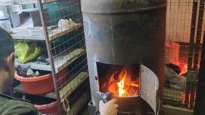 Печь в курятник своими руками сделали#домашние #дела #курочки ..