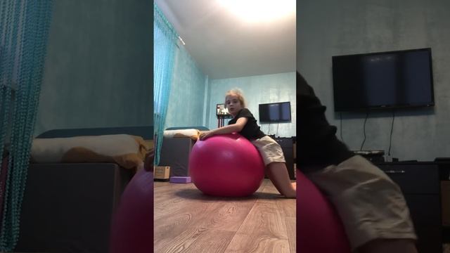 Как сделать воздушную планку? Это сложно?😭 Ответ:Нет!Это очень легко посмотри видео и научишься🧸🙈 смотреть онлайн