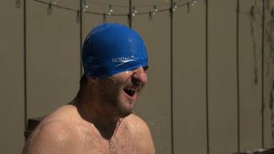 The Slow Mo Guys на Русском (Выпуск # 22) - Как одеть шапочку за 1 секунду