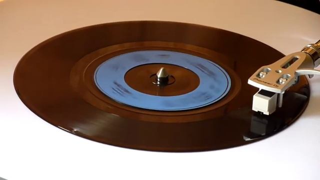 Rosie Vela - Magic Smile - Vinyl Play смотреть онлайн