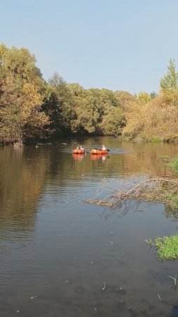 Девчонки на пакрафтах завершают сплав по реке Пенза.