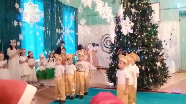 Жаңа жыл 1а,1б смотреть онлайн