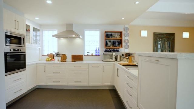 2 Delwood Close, Mona Vale смотреть онлайн