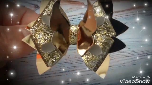 Бантик из экокожи для челочки.
Наборы шаблонов 62, 70 и 77. смотреть онлайн