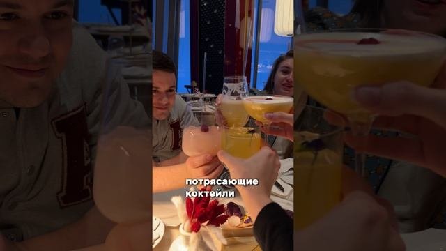 Как найти доступный ресторан для человека на инвалидной коляске?