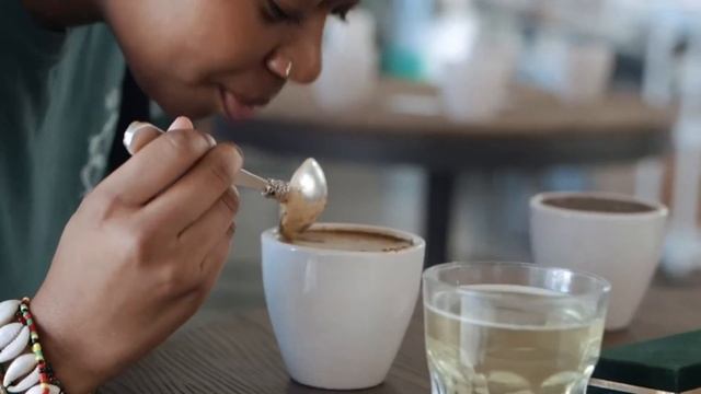 Black Baristas React to Our Coffee Documentary Pt 1: #CxffeeblackToAfrica World Tour ft Dre Daniel смотреть онлайн