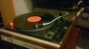 Вега 106 стерео проигриватель пластинок.