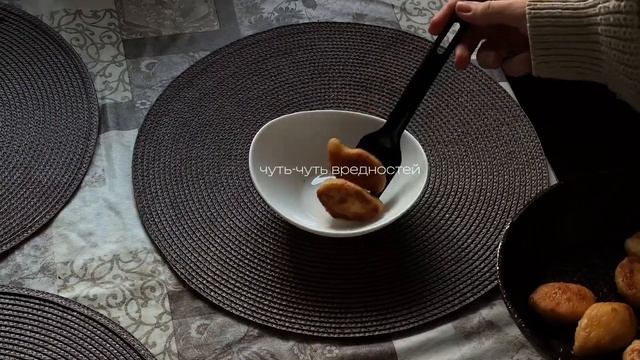 тихий влог | один день из жизни столичного фотографа | высотка, кофе, встреча с подругой, уютно смотреть онлайн