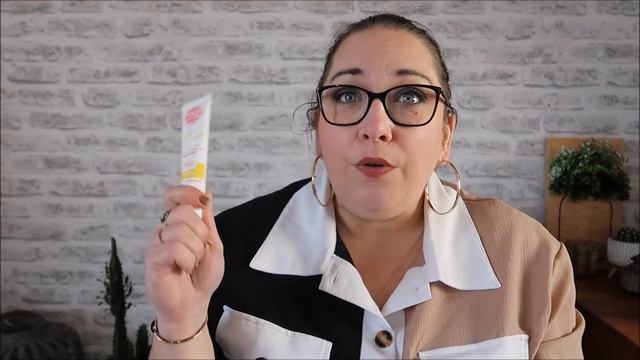 Dans mon pochon ... Tous mes soins ... смотреть онлайн