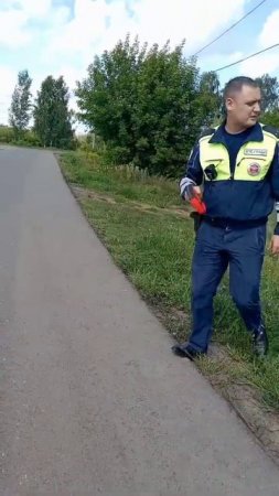 Аркуль, ,Жигуленок" снёс забор в общежитие техникума, прорыв удался.