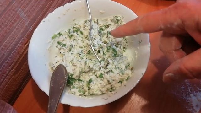 Отправить Кутабы с творогом и картофель с зеленью смотреть онлайн