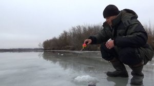 Зимняя Снасть Отводной Поводок! Рыбалка со льда на Оке 2025!