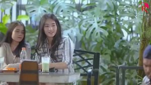 REAKSI: Agogo Violin Bungkus Bawa Pulang Sherly Si Cantik Materialis?!! #reaction #agogoviolin
