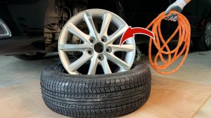 Простой способ заменить автомобильную шину дома с помощью одной лишь веревки!