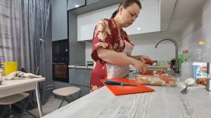 дела ДОМАШНИЕГОТОВЛЮ СЫНОЧКЕ ОБЕДживём на УРАЛЕ