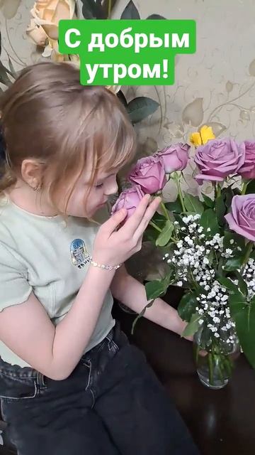 Вчера внучки поздравляли бабушку с днем рождения!