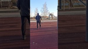 правильное использование резинового эспандера ленточного зелёного нагрузкой 70 кг для турника