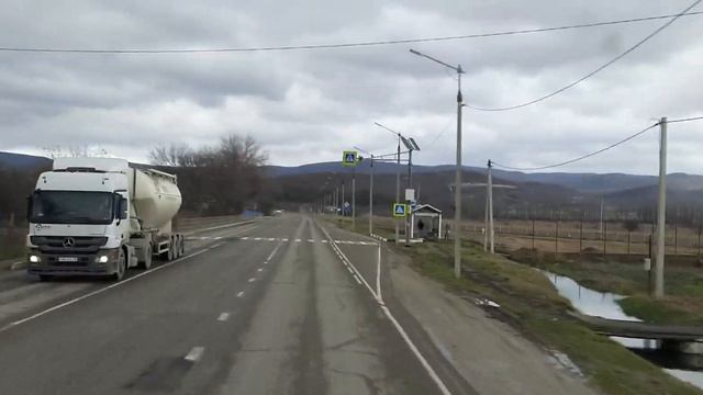 ДОРОГА п. ТАМАНСКИЙ- НОВОРОССИЙСК ВИНОГРАДНИКИ, СЕРПАНТИН смотреть онлайн