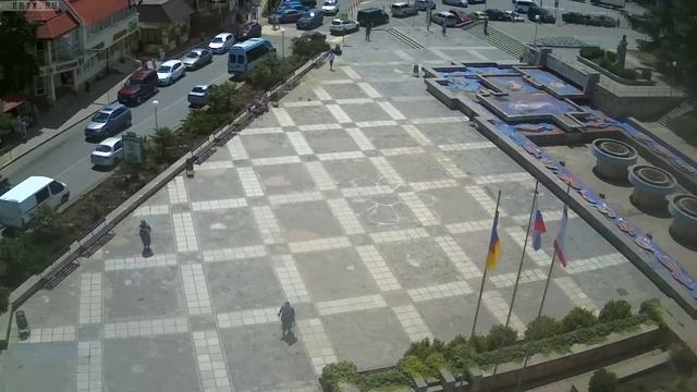 Вебкамера "Площадь Советская". Запись 07.07.2017 12:00:05 смотреть онлайн