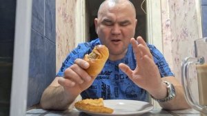 МУКБАНГ/ПИРОГ МЯСО-КАПУСТНЫЙ/ЧЕБУРЕК/КОТЛЕТА В ТЕСТЕ/СОСИСКА В ТЕСТЕ