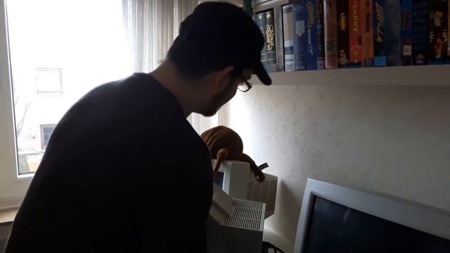 IBM PS/1 (model 2121) 386SX in its original box [Unboxing] [English subtitles] смотреть онлайн