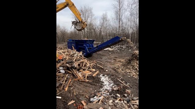 Мобильная дробилка ТОПТЕХНО ТТ 1600 У / Дробление древесных отходов/ Дробилка для ТКО, ТБО КГМ
