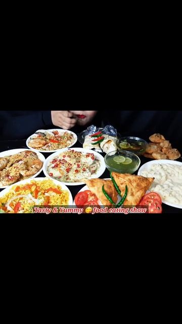 ASMR EATING INDIAN STREETFOOD|BHELPURI+SHAWARMA+ PANIPURI+DAHIPURI+ MAGGI#food#shorts #streetfood