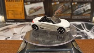 Honda S-660 tomica 1:64
