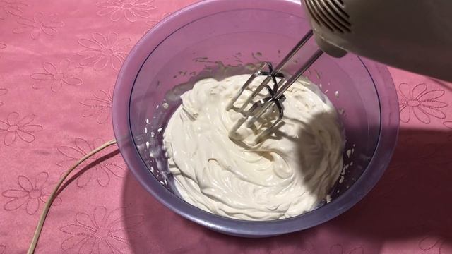HOW TO MAKE CREAMY COFFEE ICE CREAM | NO ICE CREAM MACHINE | NO CHURN | HOMEMADE смотреть онлайн